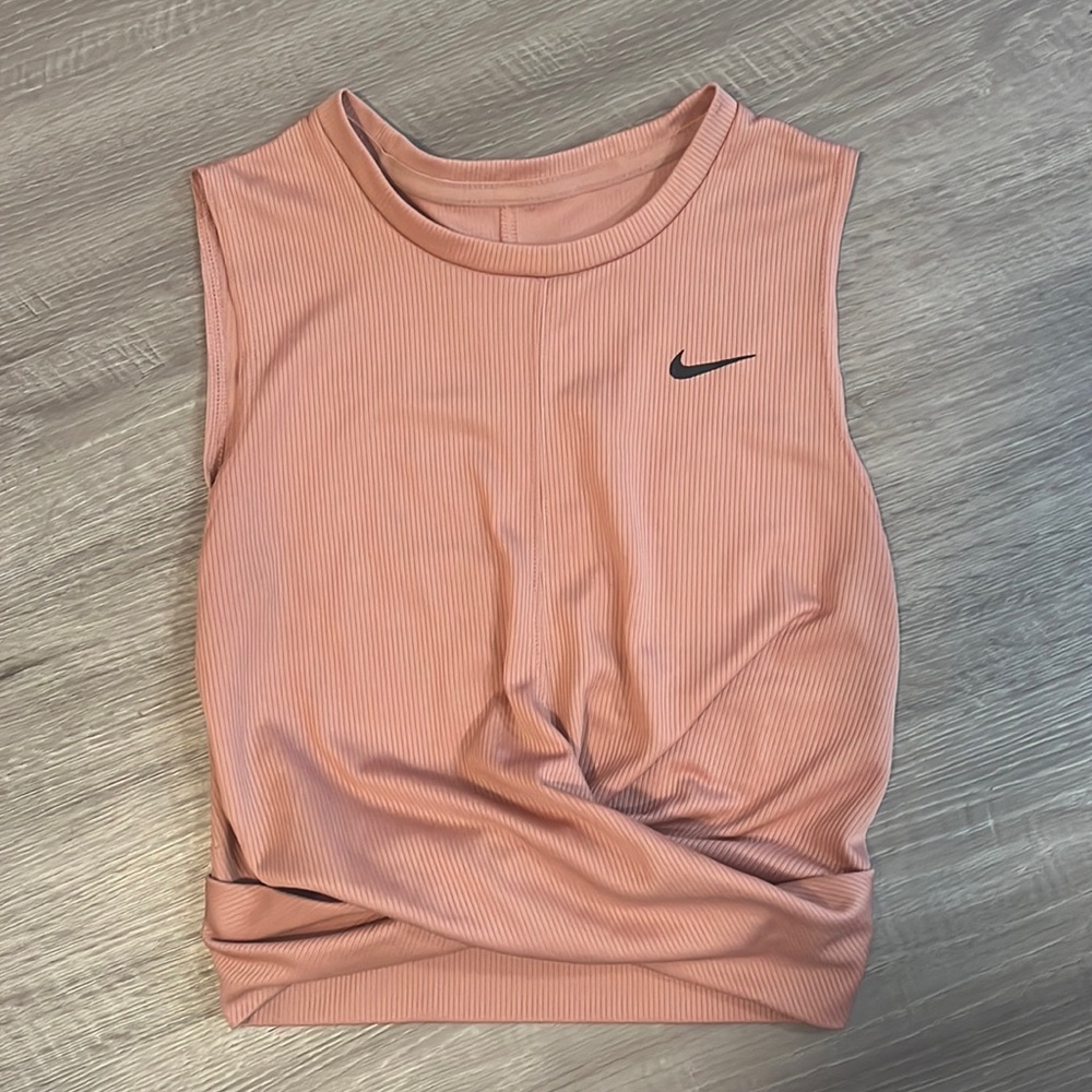 Nike Women’s Cropped Tank Top